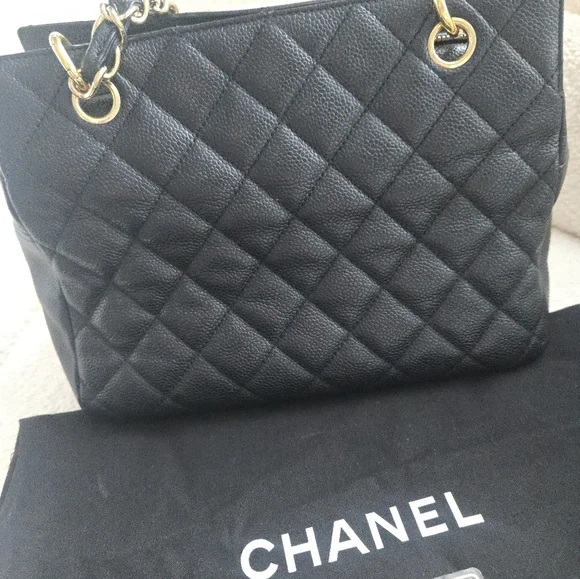 Chanel Vintage Caviar Petite Timeless Shopper Tote – Black - Picture 17 of 17